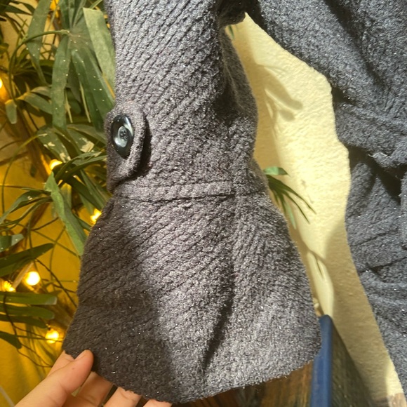 Casual Belted Capris Coat. Size - M - Picture 14 of 15